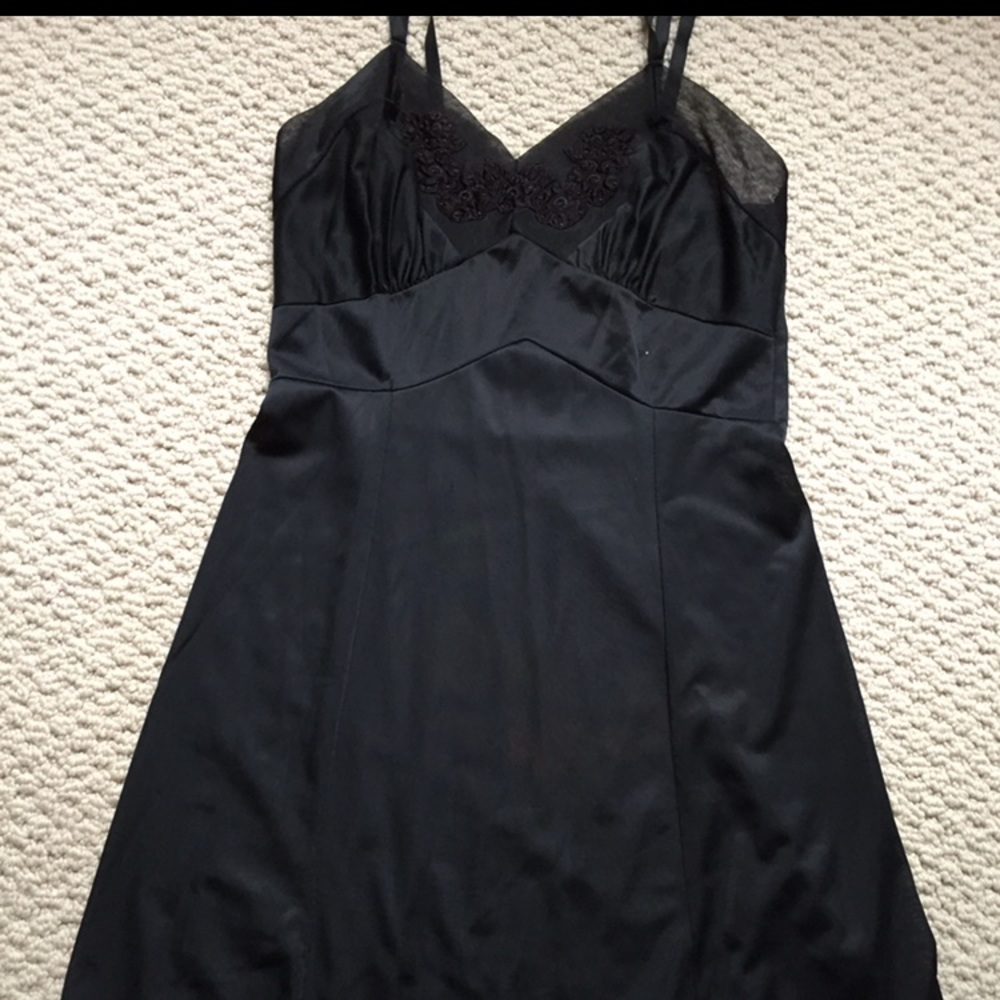 Black vintage slinky slip, can be worn as dress. S